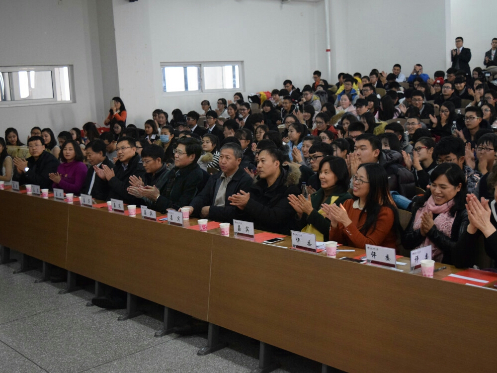 10a6d834f2d34ed9(1).jpg 10a6d834f2d34ed9(1).jpg